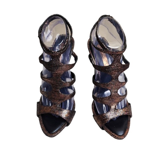 Bcbgmaxazria women's pewter gold metallic leather strappy open toe sandals 10 - Picture 2 of 11